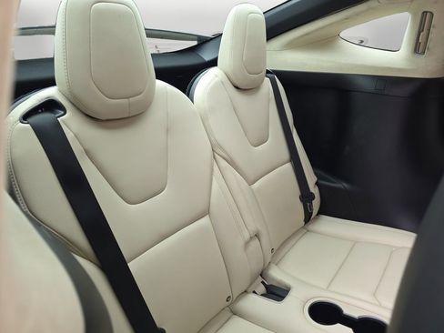 Used 2018 Tesla Model X 75D image 25