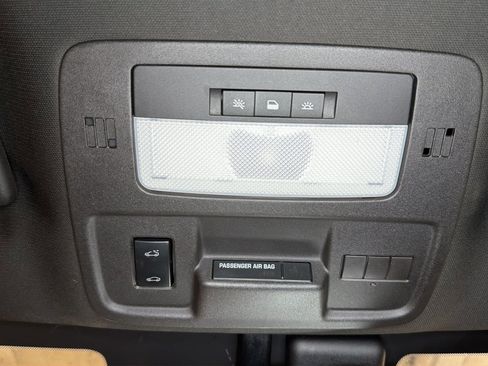 Used 2010 Chevrolet Camaro SS w/ RS Package RWD image 18