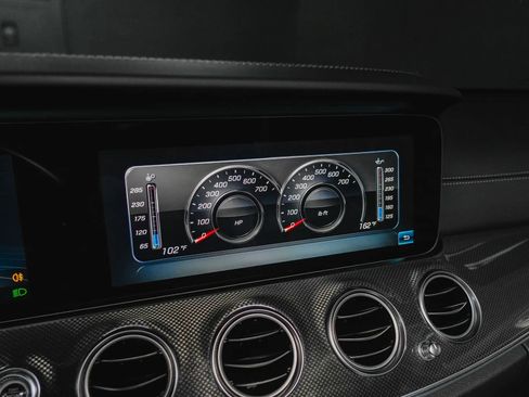 Used 2018 Mercedes-Benz E 63 AMG S image 62