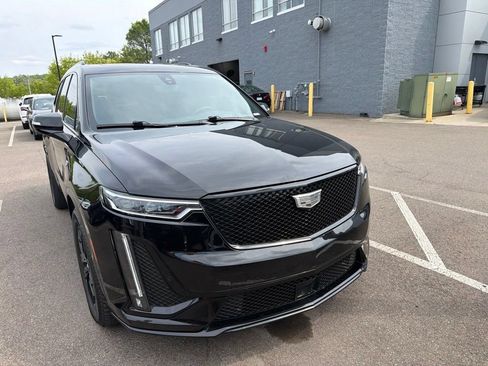 Used 2023 Cadillac XT6 Sport w/ LPO, ONYX Package AWD/4WD image 34