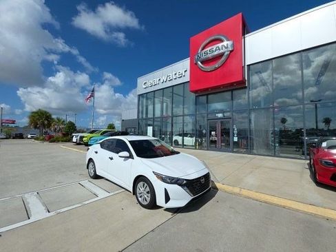 Used 2024 Nissan Sentra S FWD image 1