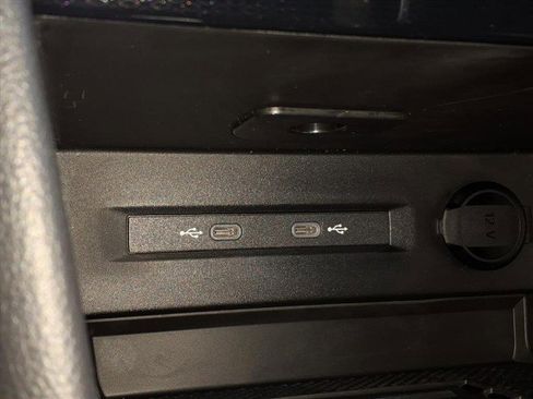 New 2026 Volkswagen Taos SEL image 19