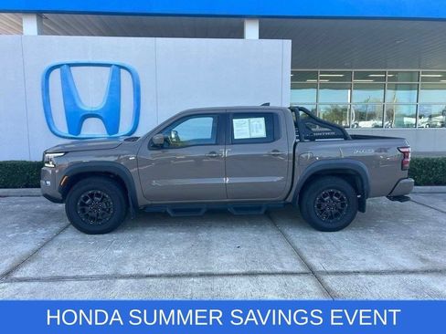 Used 2022 Nissan Frontier PRO-4X w/ Pro-4X Premium Package AWD/4WD image 5