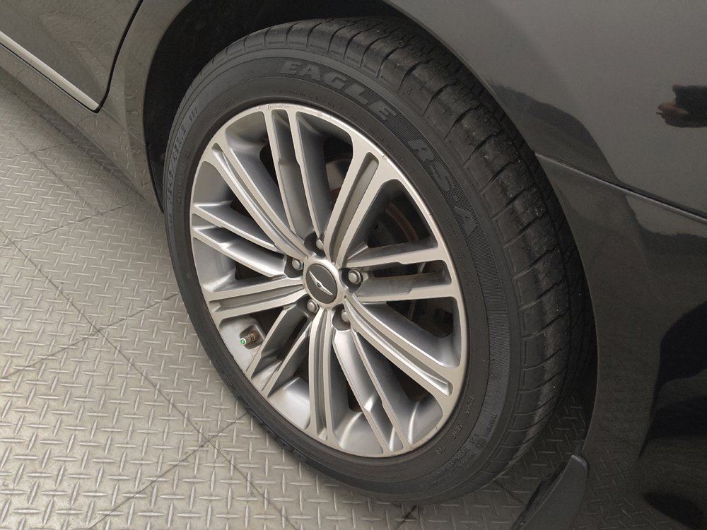 Used 2018 Genesis G80 3.8 w/ Option Group 03 AWD/4WD image 31