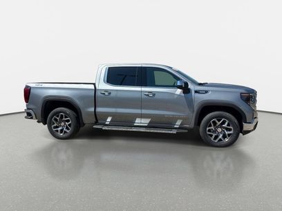 New 2026 GMC Sierra 1500 SLE w/ Preferred Package