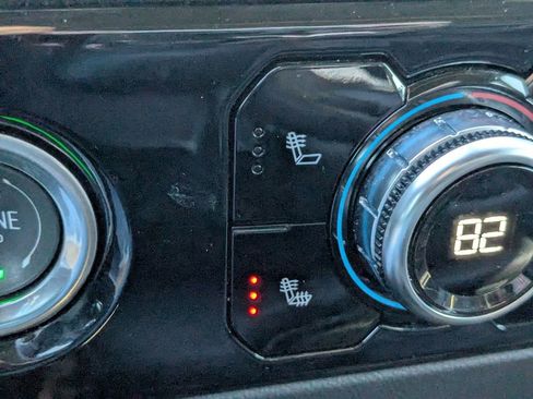 Used 2024 GMC Sierra 1500 SLT image 22