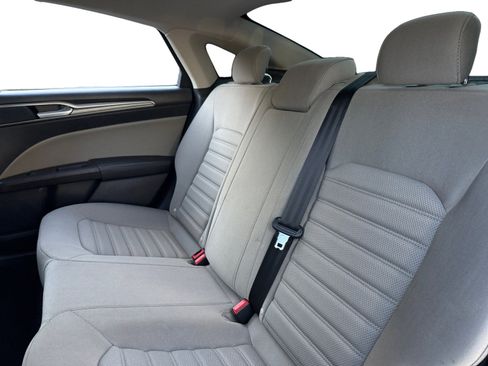 Used 2018 Ford Fusion S image 13