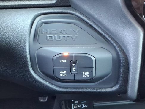 Used 2026 RAM 2500 Big Horn AWD/4WD image 7