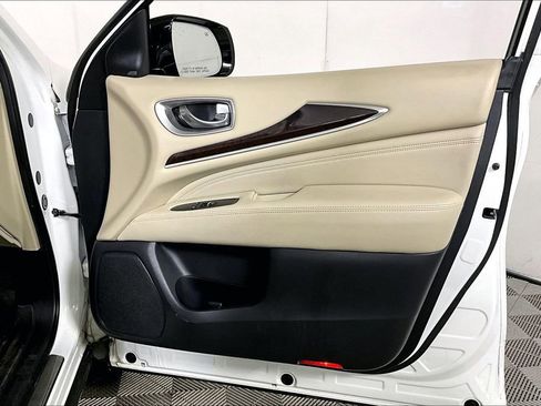 Used 2018 INFINITI QX60 Luxe w/ Deluxe Technology Package image 24