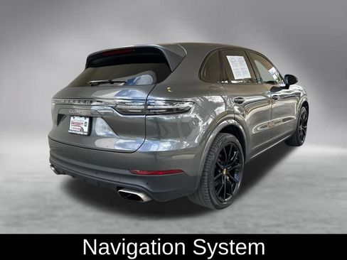Used 2022 Porsche Cayenne w/ Premium Package Plus AWD/4WD image 3