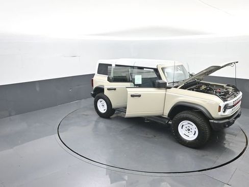 New 2026 Ford Bronco Heritage Edition AWD/4WD image 40