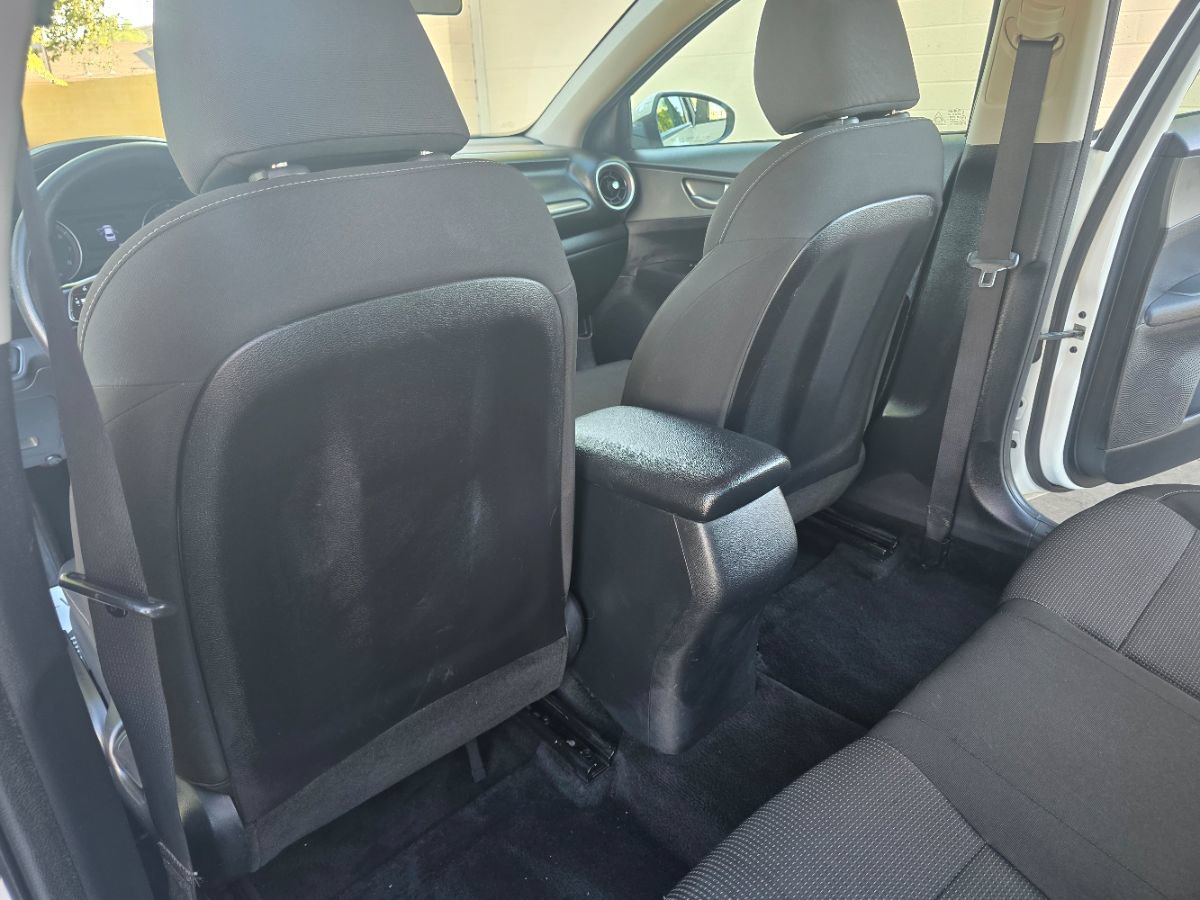 Used 2020 Kia Forte LXS FWD image 32