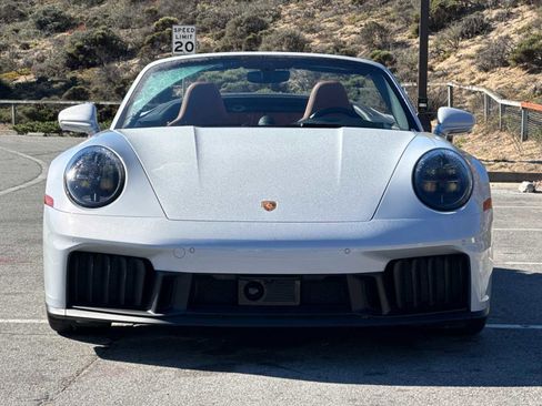 Certified 2025 Porsche 911 Carrera GTS image 12