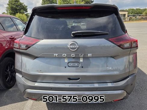 Used 2023 Nissan Rogue SL w/ SL Premium Package FWD image 3