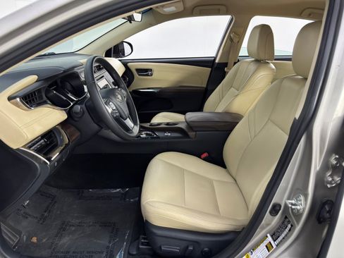 Used 2013 Toyota Avalon XLE image 14