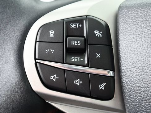 New 2026 Ford Explorer Active AWD/4WD image 32