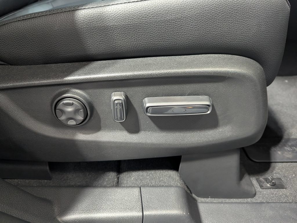 New 2026 Honda Odyssey EX-L image 13