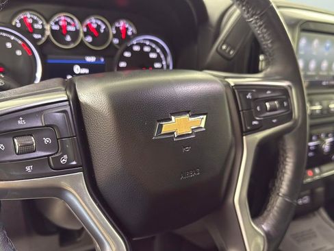 Used 2022 Chevrolet Silverado 2500 LT w/ Convenience Package image 23