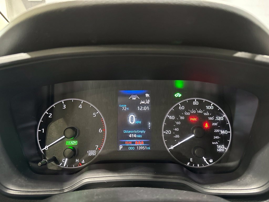 Certified 2024 Toyota Corolla LE AWD/4WD image 10