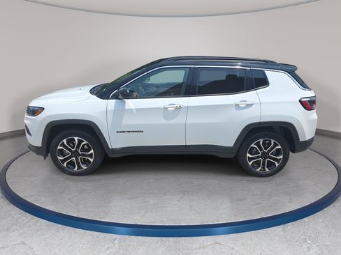 Used 2024 Jeep Compass Limited AWD/4WD image 8