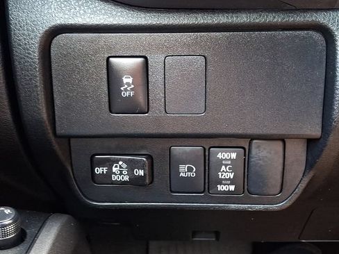 Certified 2023 Toyota Tacoma TRD Off-Road w/ Technology Package AWD/4WD image 24
