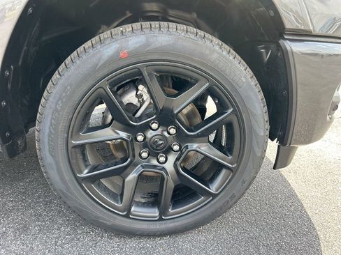 New 2026 RAM 1500 Laramie AWD/4WD image 37