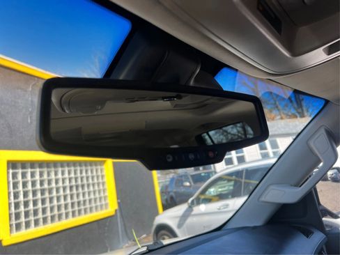 Used 2016 Cadillac Escalade ESV Premium image 14