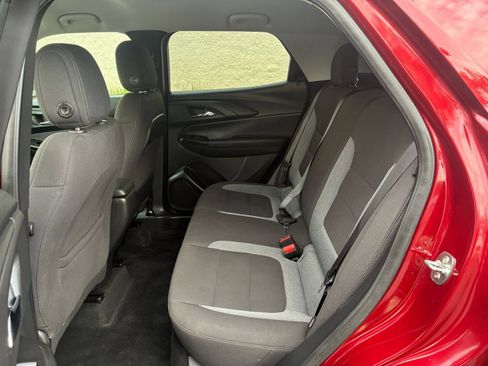 Used 2025 Chevrolet TrailBlazer LT FWD image 20