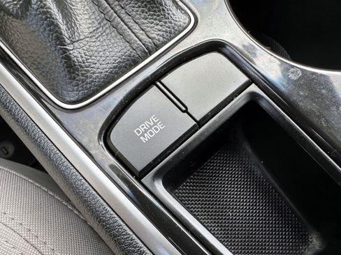 Used 2018 Hyundai Sonata SE FWD image 24