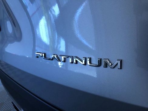 Certified 2024 Toyota Grand Highlander Platinum image 17