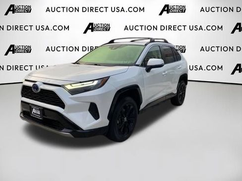 Used 2022 Toyota RAV4 SE w/ Convenience Package AWD/4WD image 1