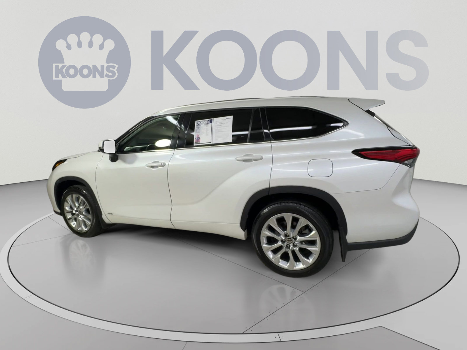 Used 2022 Toyota Highlander Limited AWD/4WD image 8