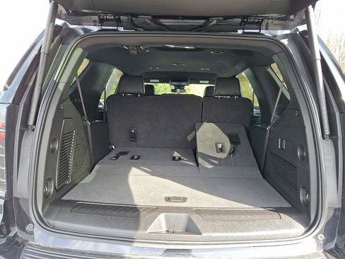 Used 2025 Chevrolet Tahoe LT image 28