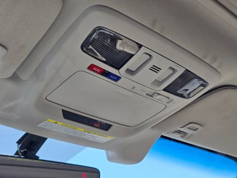 Used 2019 Subaru Outback 2.5i Limited image 32