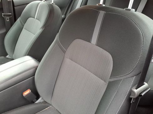 Used 2025 Nissan Sentra SV w/ All-Weather Package image 7