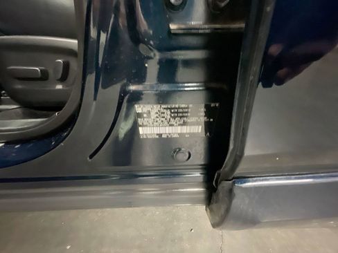 Used 2018 Toyota RAV4 Platinum image 33