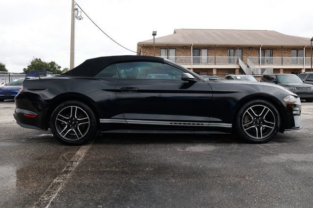 Used 2018 Ford Mustang Premium RWD image 15