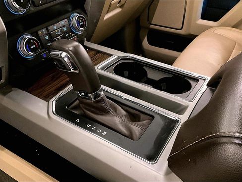 Used 2019 Ford F150 Lariat w/ Equipment Group 502A Luxury image 16