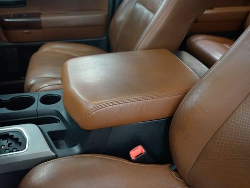 Used 2011 Toyota Sequoia Platinum AWD/4WD image 26