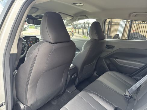 New 2026 Subaru Crosstrek 2.5i Premium AWD/4WD image 25
