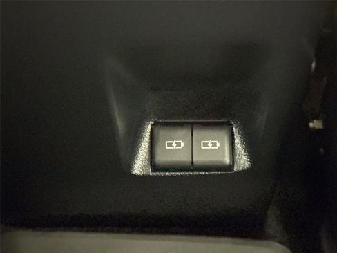 Certified 2023 Toyota 4Runner SR5 image 33