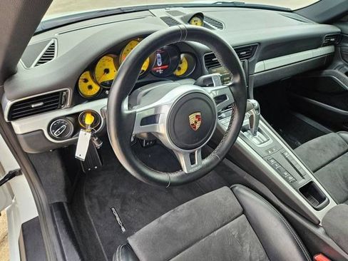 Used 2014 Porsche 911 GT3 RWD image 12