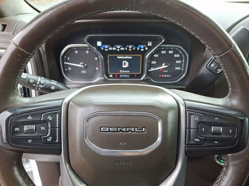 Used 2021 GMC Sierra 3500 Denali w/ Technology Package image 19