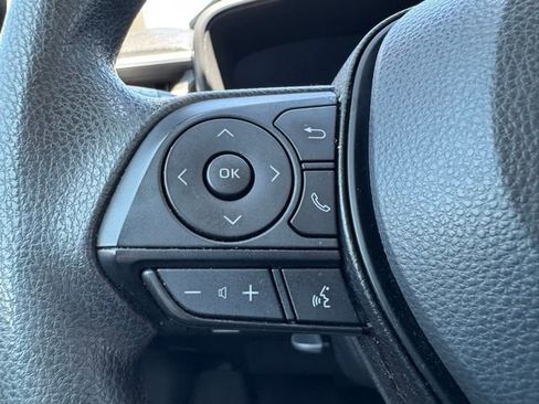 Used 2022 Toyota Corolla LE image 14