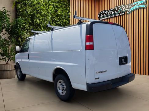 Used 2021 Chevrolet Express 2500 RWD image 51