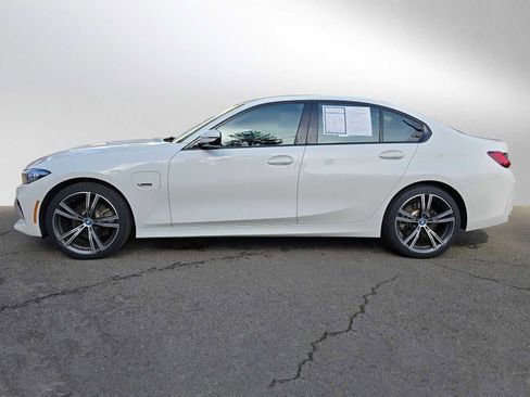 Used 2023 BMW 330e xDrive w/ Driving Assistance Package image 6