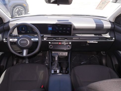 Used 2025 Hyundai Tucson SEL FWD image 30