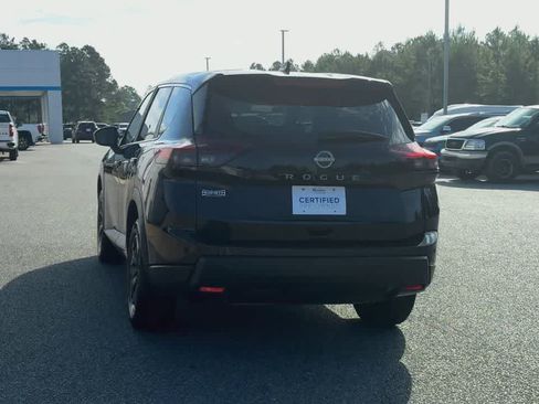 Used 2025 Nissan Rogue SV FWD image 7