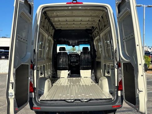 New 2026 Mercedes-Benz Sprinter 2500 image 22