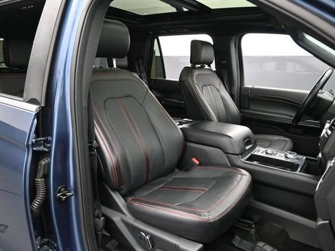 Certified 2019 Ford Expedition Limited w/ Equipment Group 303A AWD/4WD image 34